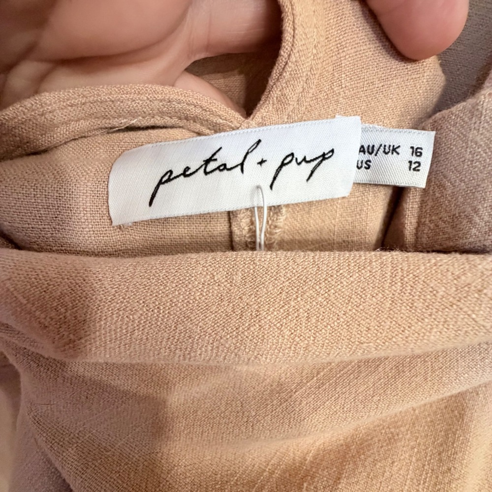 Petal + Pup Tan Linen Blend Wide Leg Sleeveless Open Back Jumpsuit NWT Size 12 - Picture 5 of 9